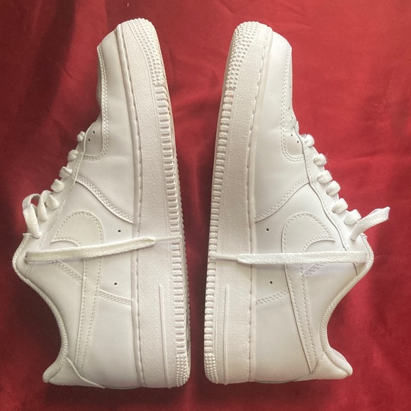 Nike Air Force 1 White Sneakers - Picture 3 of 5